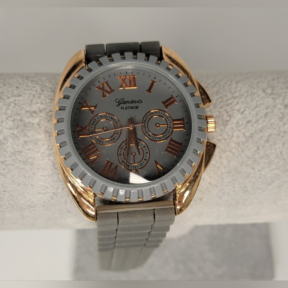 ▪︎New! Geneva Women's Watch